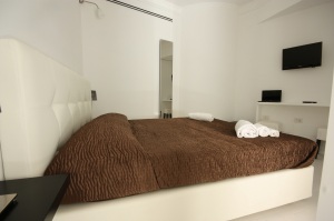 Hip Suites