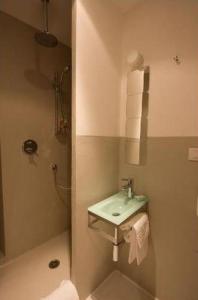 Hip Suites
