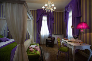Ad Place Venice