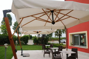 La Grotta Hotel
