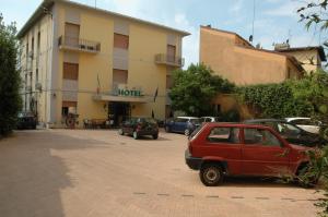Parking Hotel Giardino