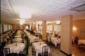 Hotel Eros