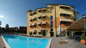 Green Park Hotel