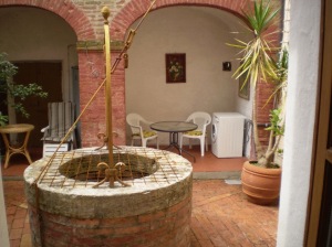 Piazza Paradiso Accommodation