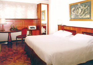 Santa Barbara Hotel