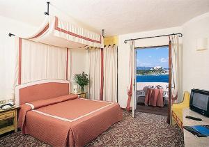 Grand Hotel Smeraldo Beach
