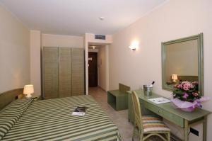 Rina Hotel