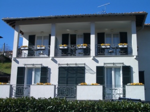 Miralago B&B and Apartments