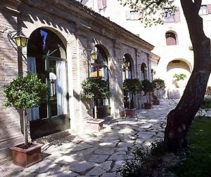 Palazzo Viviani Castello Montegridolfo