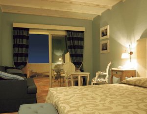 Colonna Pevero Hotel