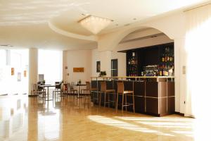 Hotel For You