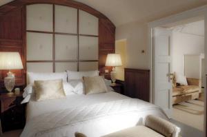 Golden Tower Hotel & Spa