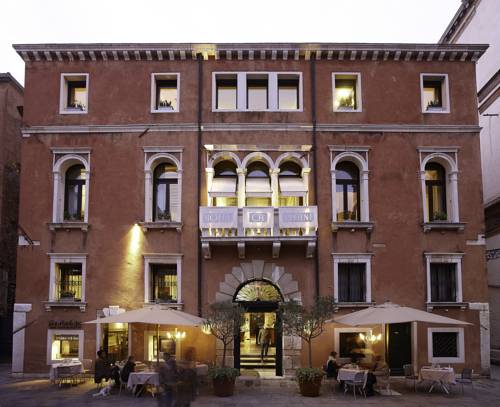 Ca' Pisani Hotel