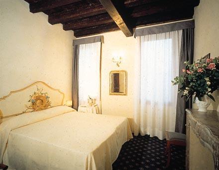 AI DUE FANALI HOTEL