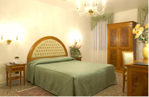 Antica Casa Carettoni