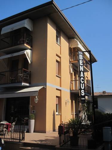 Hotel Benacus