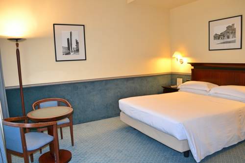 Starhotels Excelsior