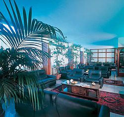 Auto Park Hotel