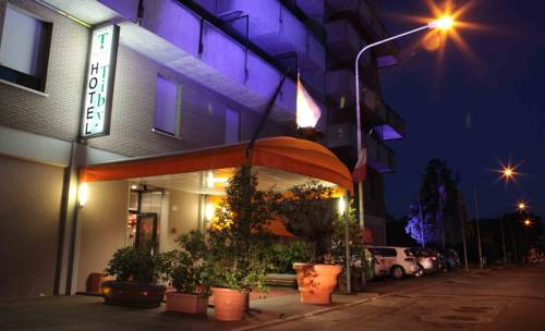 Tiby Hotel