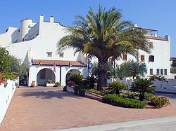 Hotel Baia Del Capitano
