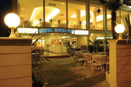 ROYAL PLAZA