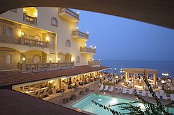 Hellenia Yachting Hotel