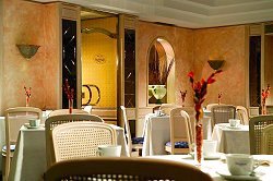 ARISTON HOTEL