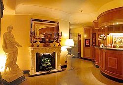 Colonna Hotel