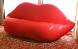 Color Hotel Style & Design