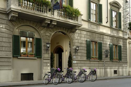 Hotel De La Pace